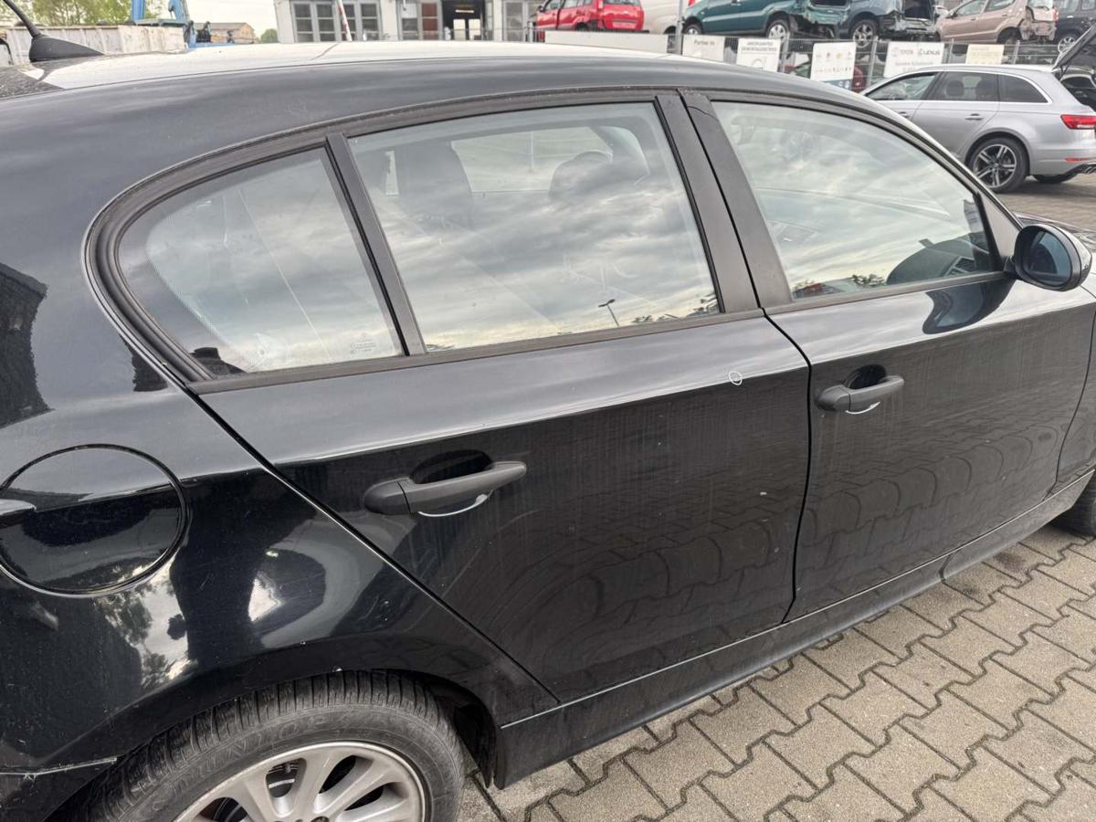 BMW 1er E87 original T&uuml;r hinten rechts 475 Blacksapphire Rohbau Bj.2005